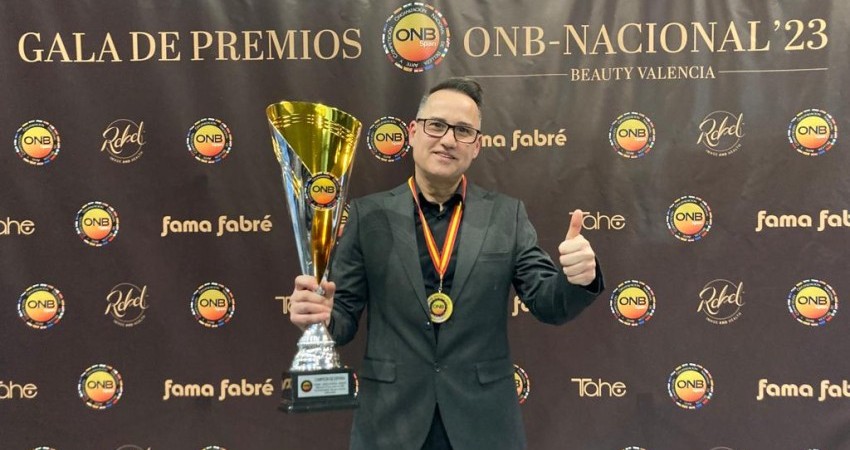 David Barreña consigue el premio al Mejor Peluquero de España Masculino Absoluto